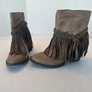 Jellypop Positano Women’s Light Brown Fringe Booties Size 6.5